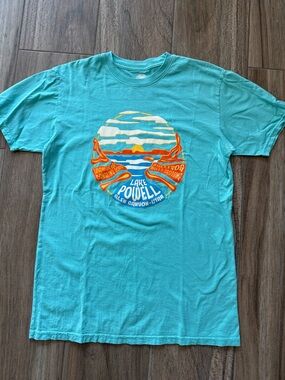 Lake Powell Graphic Tee - Turquoise. Unisex size Med. UT Wahweap Bullfrog NWOT